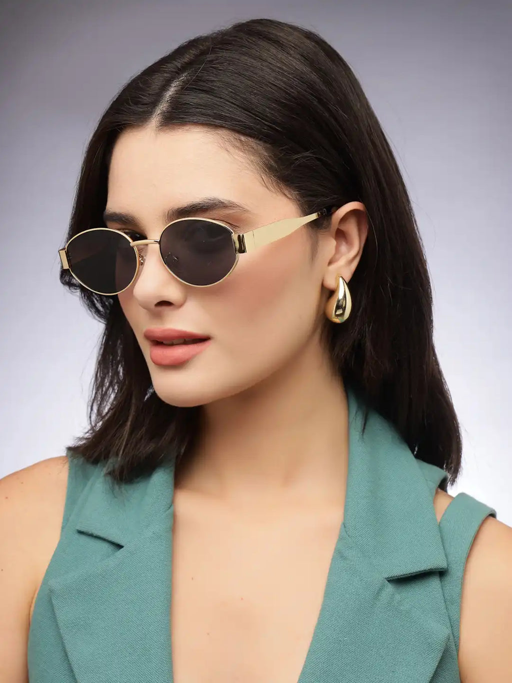 Unisex Golden Frame And Black Glass
